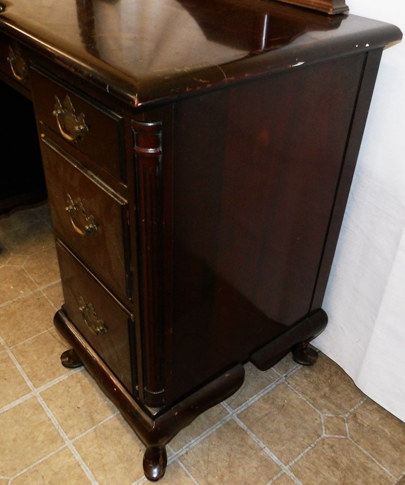 Mahogany Dressing Table - 9