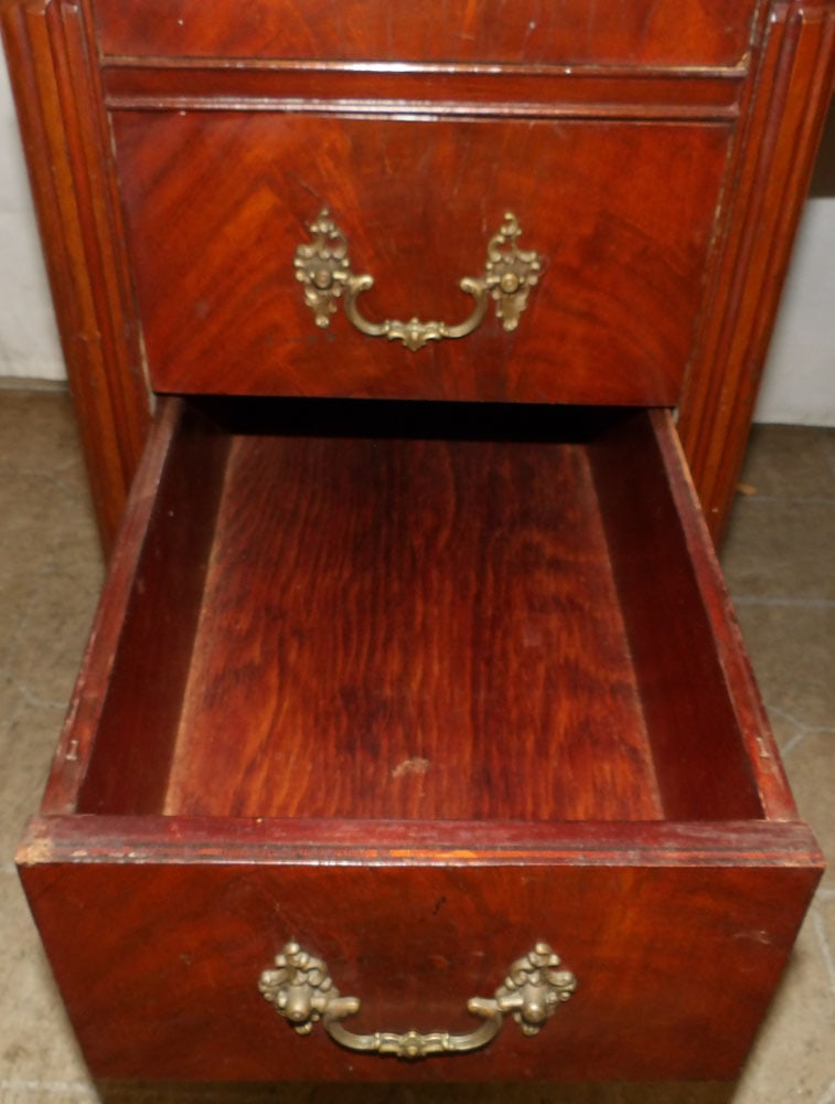 Mahogany Dressing Table, As Found - 11