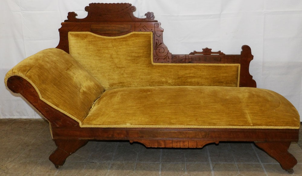 Antique Walnut Victorian Recamier (1 of 9)