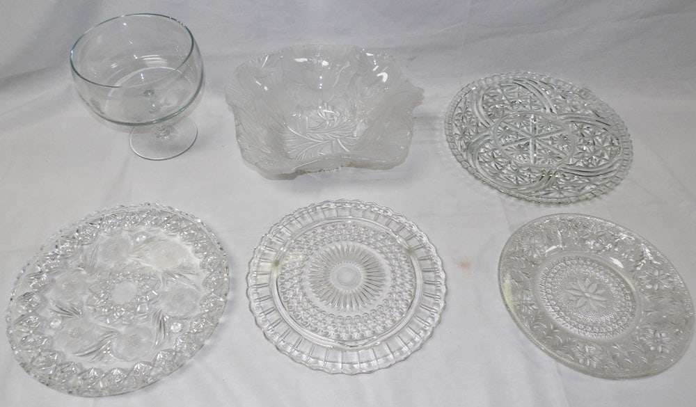 Lot of Glass Items (1 of 3)