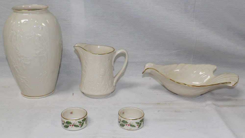 Lot of Lenox Porcelain: Lot of Lenox Porcelain . Up to 7 1/2" H 4" W ALL DESCRIPTIONS AND ANY CONDITION STATEMENT GIVEN BY LANGSTON AUCTION GALLERY ARE STRICTLY OPINIONS AND LANGSTON'S SHALL HAVE NO RESPONSIBILITY FOR