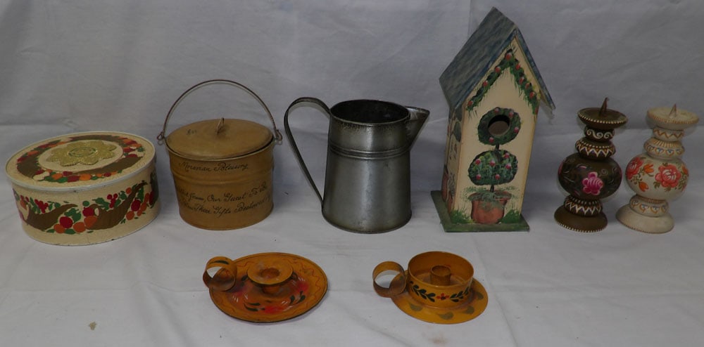 Lot of Painted Wood & Metal Items: Lot of Painted Wood & Metal Items . Up to 11 1/2" H 5" W ALL DESCRIPTIONS AND ANY CONDITION STATEMENT GIVEN BY LANGSTON AUCTION GALLERY ARE STRICTLY OPINIONS AND LANGSTON'S SHALL HAVE NO