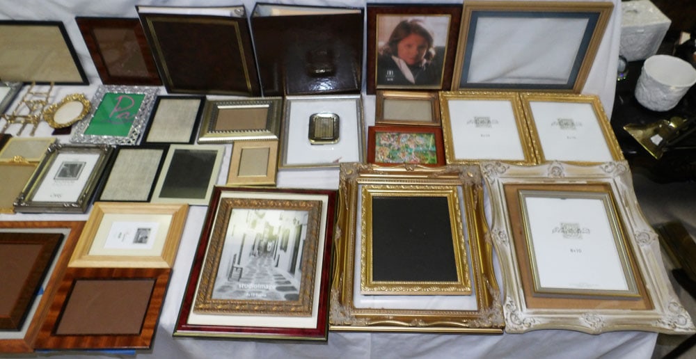 Lot of Frames - 3