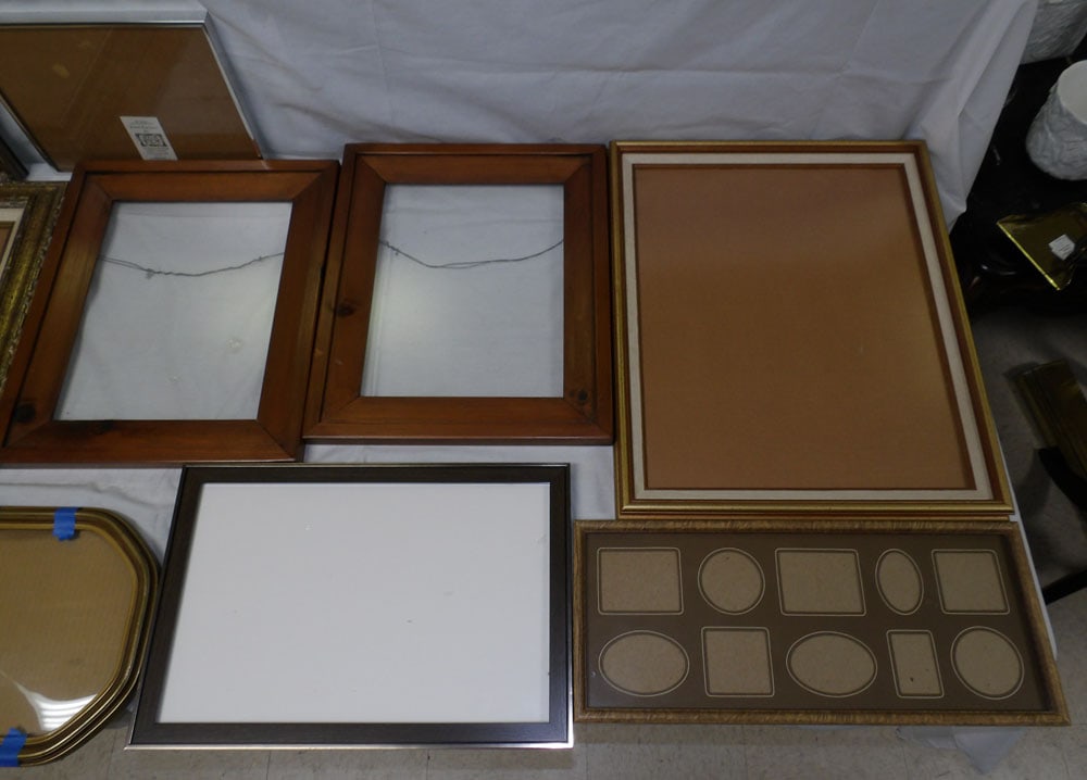 Lot of Frames - 3