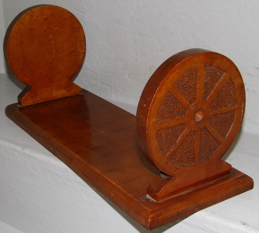 Vintage Carved Maple Wagon Wheel Table Top Book Trough (1 of 4)