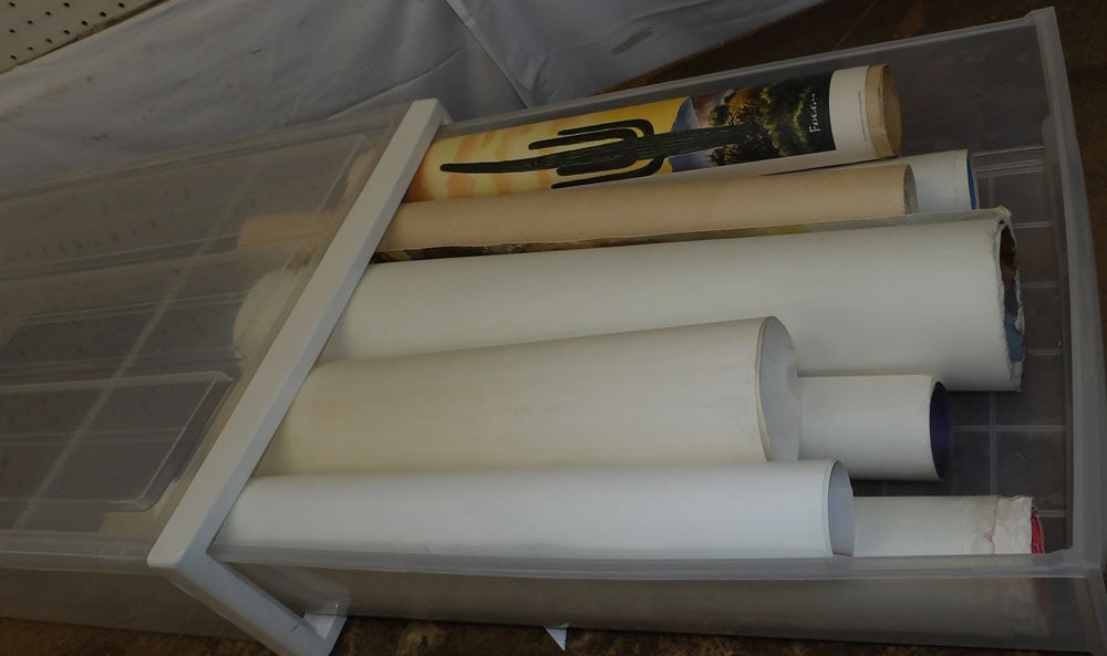 Lot of Unframed Prints: Lot of Unframed Prints . Up to 28" L ALL DESCRIPTIONS AND ANY CONDITION STATEMENT GIVEN BY LANGSTON AUCTION GALLERY ARE STRICTLY OPINIONS AND LANGSTON'S SHALL HAVE NO RESPONSIBILITY FOR ERRORS OR