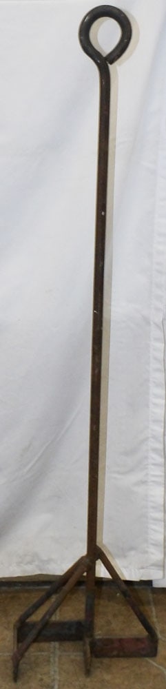 Hand Forged Cattle Branding Iron: Hand Forged Cattle Branding Iron . 34" L 8" W ALL DESCRIPTIONS AND ANY CONDITION STATEMENT GIVEN BY LANGSTON AUCTION GALLERY ARE STRICTLY OPINIONS AND LANGSTON'S SHALL HAVE NO RESPONSIBILITY FOR