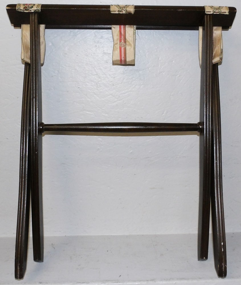 Cherry Luggage Rack - 3