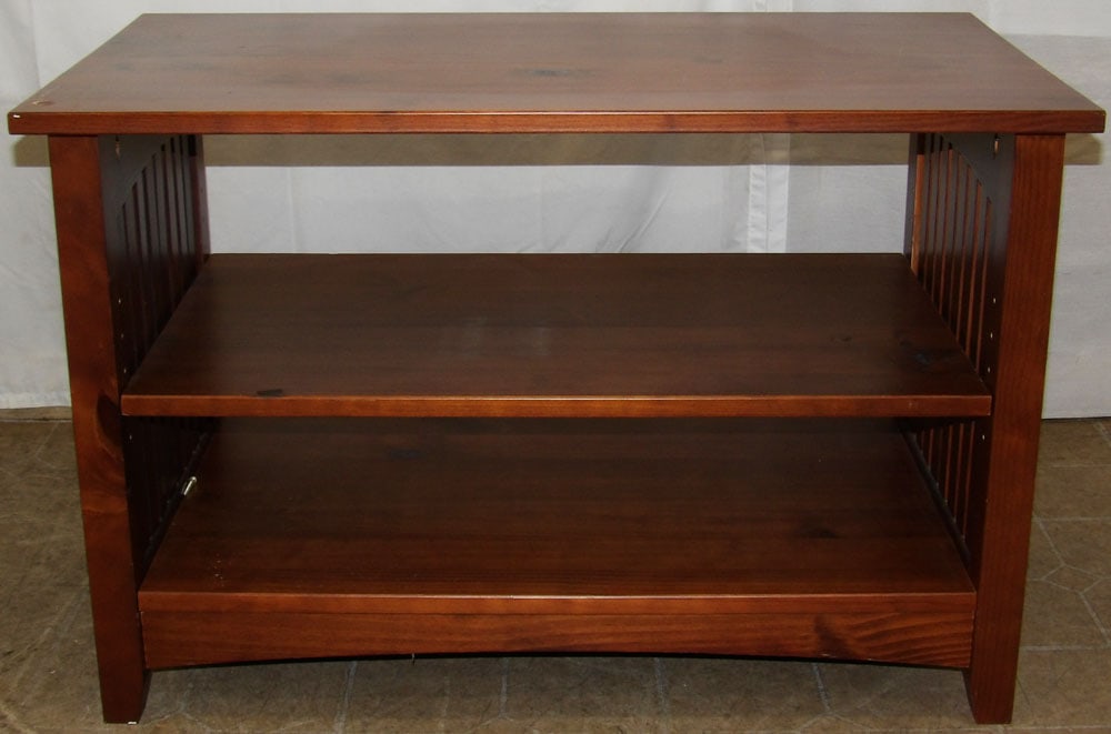 Modern Pine Three Tier Stand: Modern Pine Three Tier Stand . 23" H 35" W 20 1/4" D ALL DESCRIPTIONS AND ANY CONDITION STATEMENT GIVEN BY LANGSTON AUCTION GALLERY ARE STRICTLY OPINIONS AND LANGSTON'S SHALL HAVE NO RESPONSIBILITY