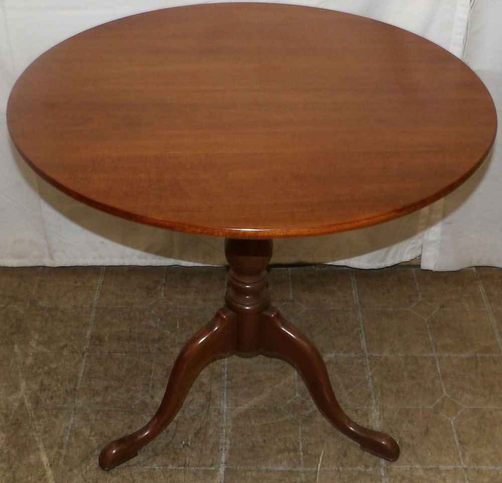 Round Mahogany Tea Table - 2