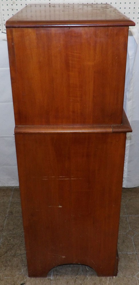 Maple Five Drawer Chest - 3