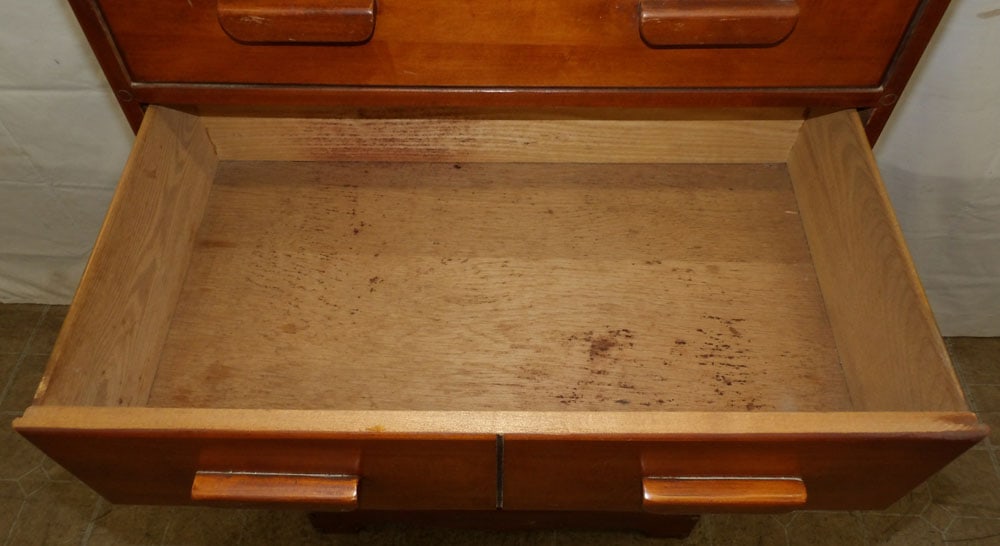 Maple Five Drawer Chest - 6
