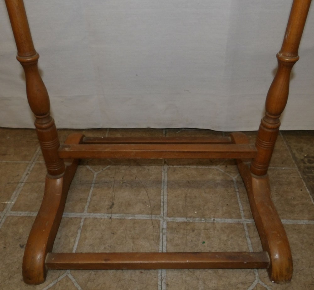Maple Men's Valet - 3
