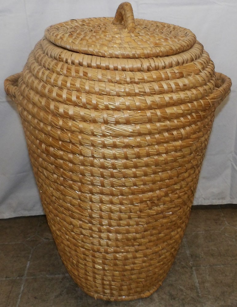 Brass Basket with Lid: Brass Basket with Lid. 27" H 18" W ALL DESCRIPTIONS AND ANY CONDITION STATEMENT GIVEN BY LANGSTON AUCTION GALLERY ARE STRICTLY OPINIONS AND LANGSTON'S SHALL HAVE NO RESPONSIBILITY FOR ERRORS OR