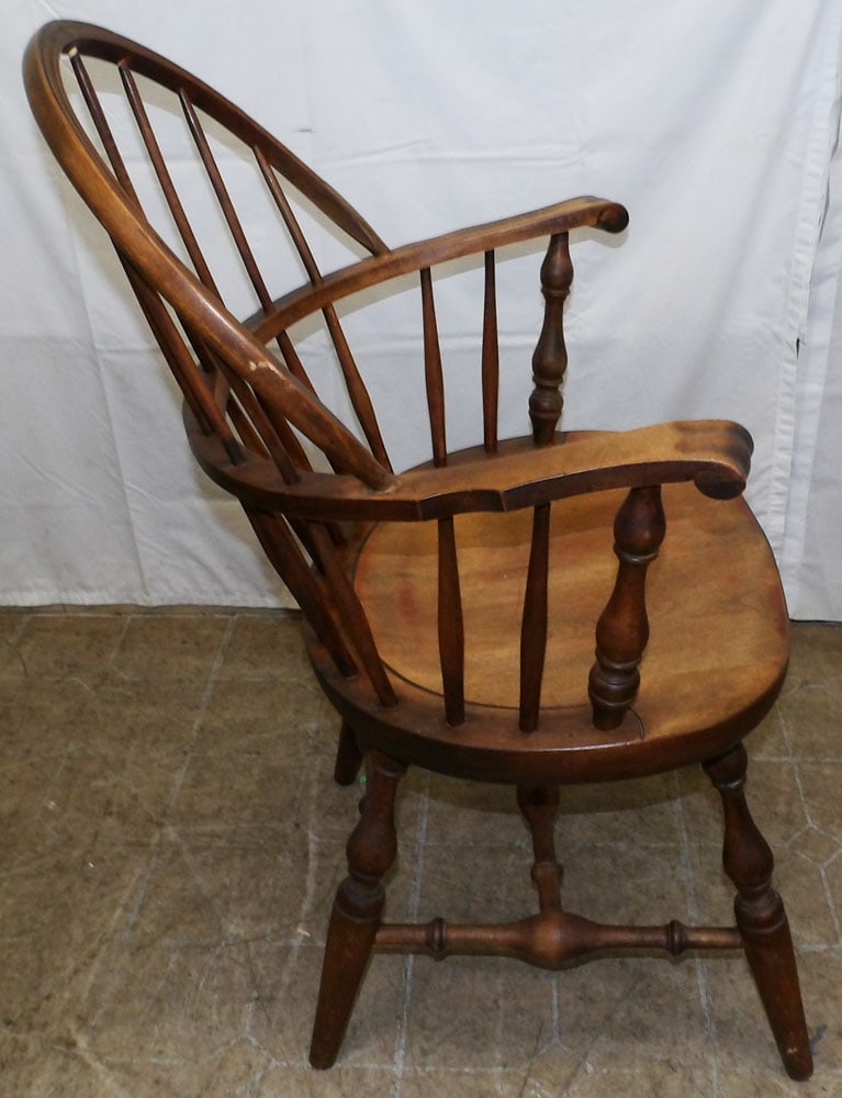 Maple Windsor Style Arm Chair - 4