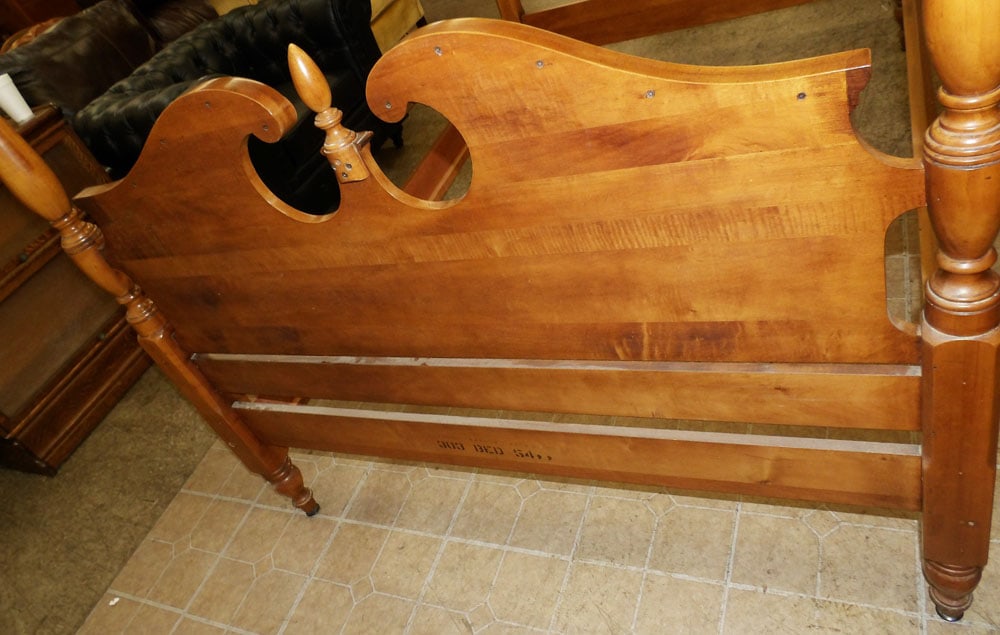 Cherry Four Post Full Size Bed with Rails - 5