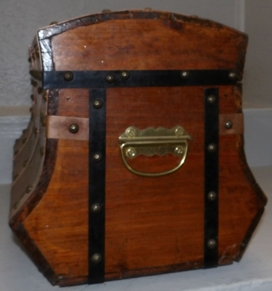 Oak & Copper Bound Chest - 7
