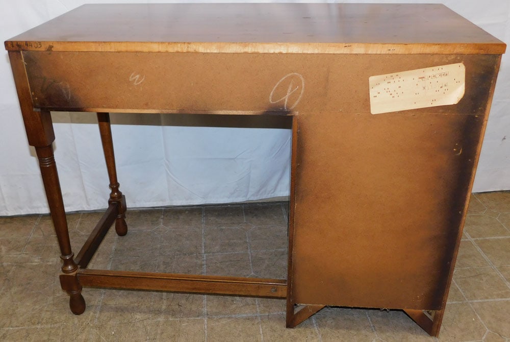 Maple Desk - 6
