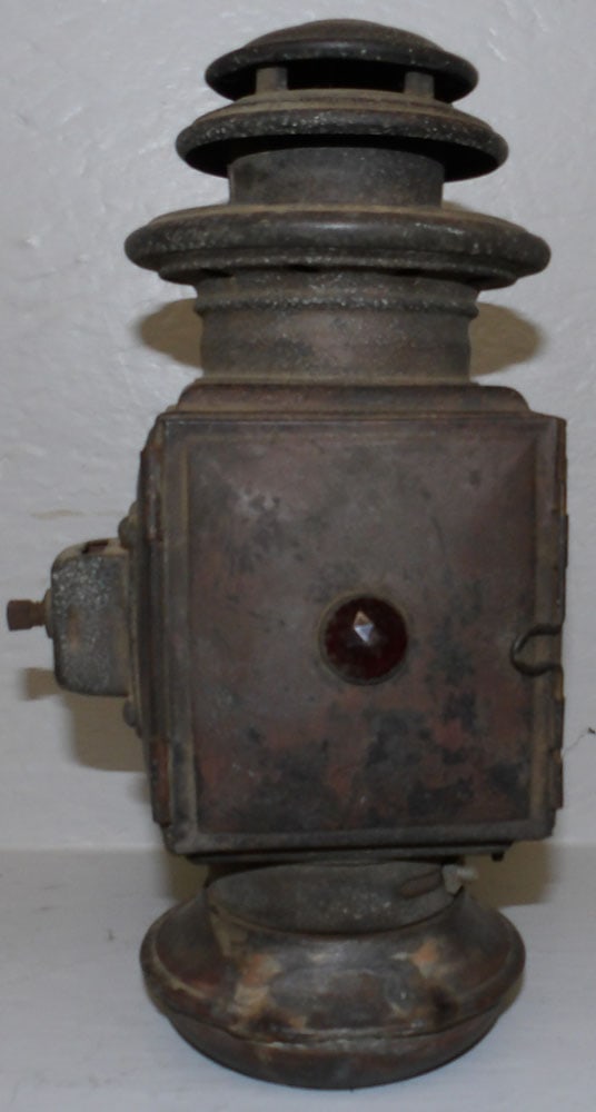 Antique Brass & Glass Coaching Oil Lantern: Antique Brass & Glass Coaching Oil Lantern. 11 1/2" H 5" W 4 1/2" D "ALL DESCRIPTIONS AND ANY CONDITION STATEMENT GIVEN BY LANGSTON AUCTION GALLERY ARE STRICTLY OPINIONS AND LANGSTON'S SHALL HAVE NO