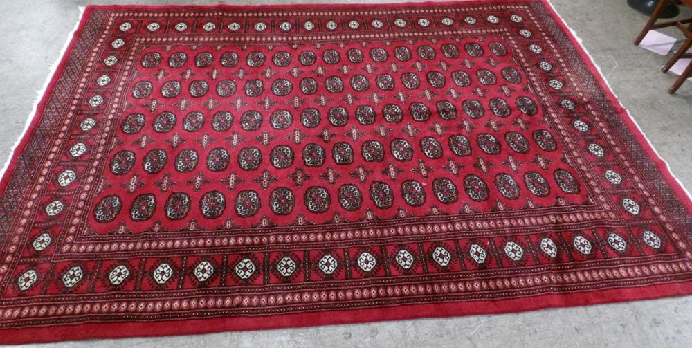 8' 4" x 11' 2" Hand Made Oriental Rug: 8' 4" x 11' 2" Hand Made Oriental Rug . "ALL DESCRIPTIONS AND ANY CONDITION STATEMENT GIVEN BY LANGSTON AUCTION GALLERY ARE STRICTLY OPINIONS AND LANGSTON'S SHALL HAVE NO RESPONSIBILITY FOR ERRORS OR