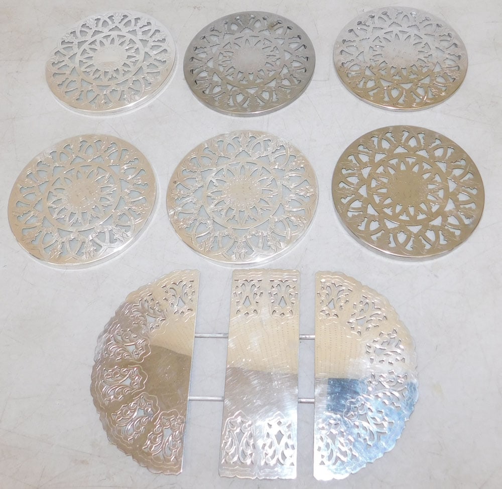 Lot of Six Silver Overlaid on Glass Trivets & Silverplated Tray (1 of 7)