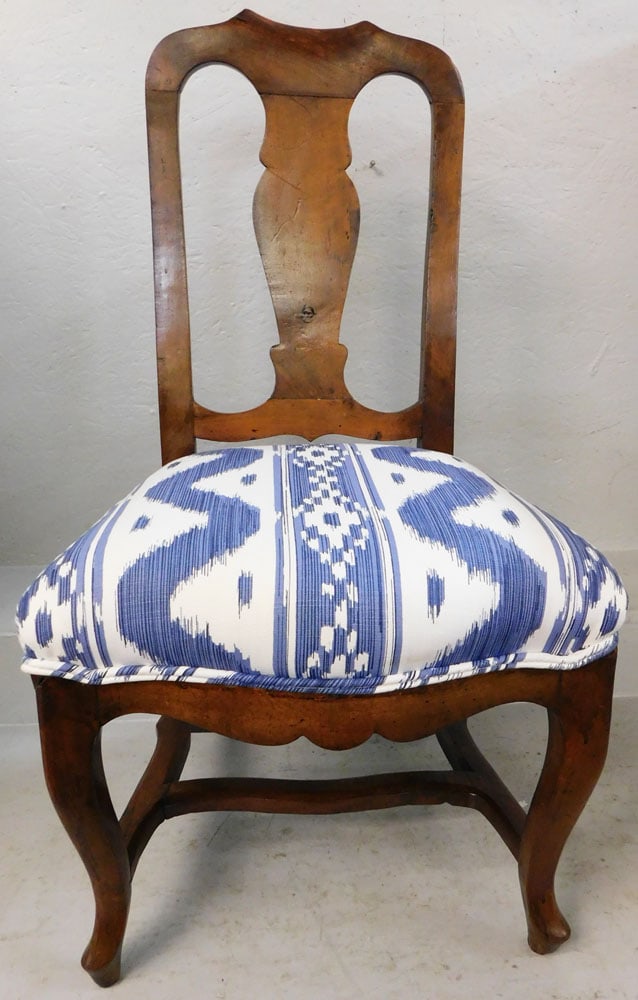 19th Century Country French Walnut Pegged Stretcher Base Chair: 19th Century Country French Walnut Pegged Stretcher Base Chair . 36" H 19 1/2" W 17 1/2" D "ALL DESCRIPTIONS AND ANY CONDITION STATEMENT GIVEN BY LANGSTON AUCTION GALLERY ARE STRICTLY OPINIONS AND