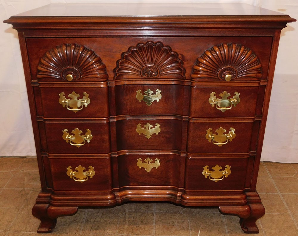 Mahogany Four Drawer Block Front Bed Side Chest with Shell Carving: Mahogany Four Drawer Block Front Bed Side Chest with Shell Carving . 34 1/4" H 36" W 20" D "ALL DESCRIPTIONS AND ANY CONDITION STATEMENT GIVEN BY LANGSTON AUCTION GALLERY ARE STRICTLY OPINIONS AND