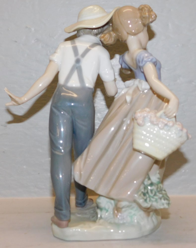 Lladro Figurine - 2
