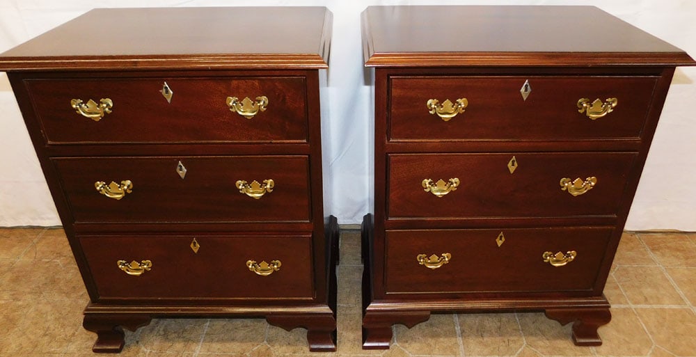 Pair of Mahogany Three Drawer Night Stands by Craftique (1 of 10)