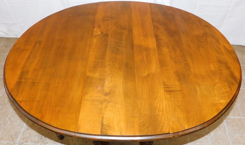 Antique Walnut Gate Leg Table - 2
