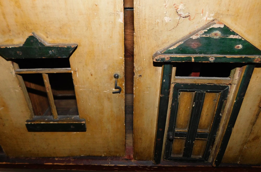 Antique Painted Pine Doll House - 3