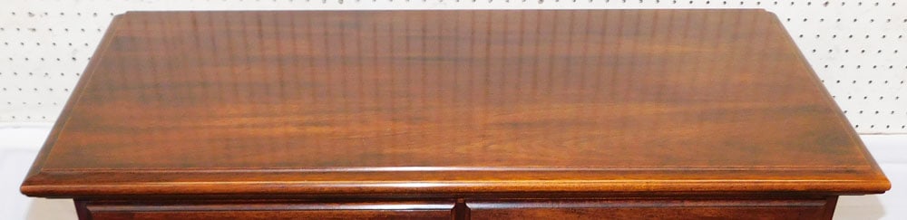 Mahogany Two Over Five Drawer Chest - 2