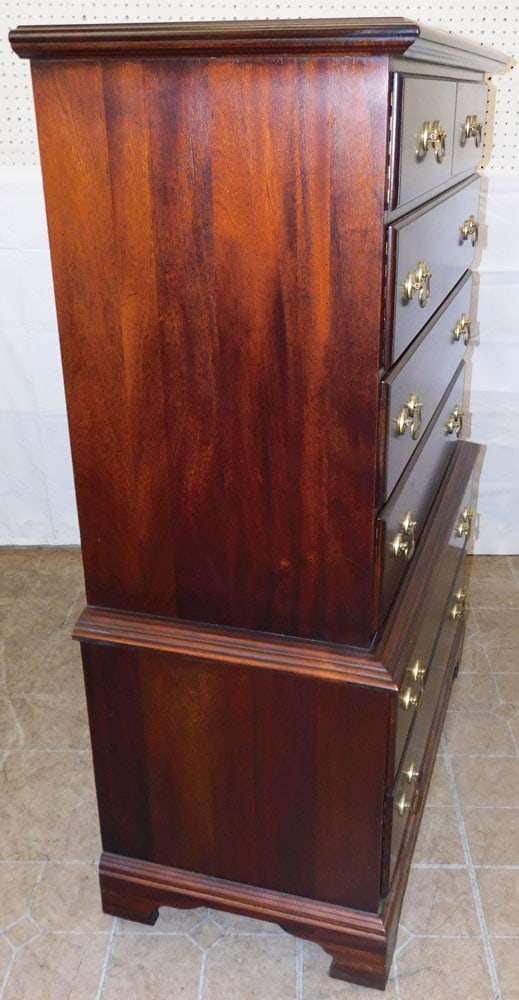 Mahogany Two Over Five Drawer Chest - 3