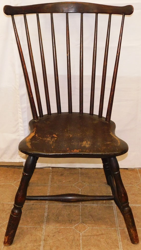 19th Century Windsor Side Chair: 19th Century Windsor Side Chair . 33 3/4" H 20 1/4" W 19" D "ALL DESCRIPTIONS AND ANY CONDITION STATEMENT GIVEN BY LANGSTON AUCTION GALLERY ARE STRICTLY OPINIONS AND LANGSTON'S SHALL HAVE NO RESPONSIB