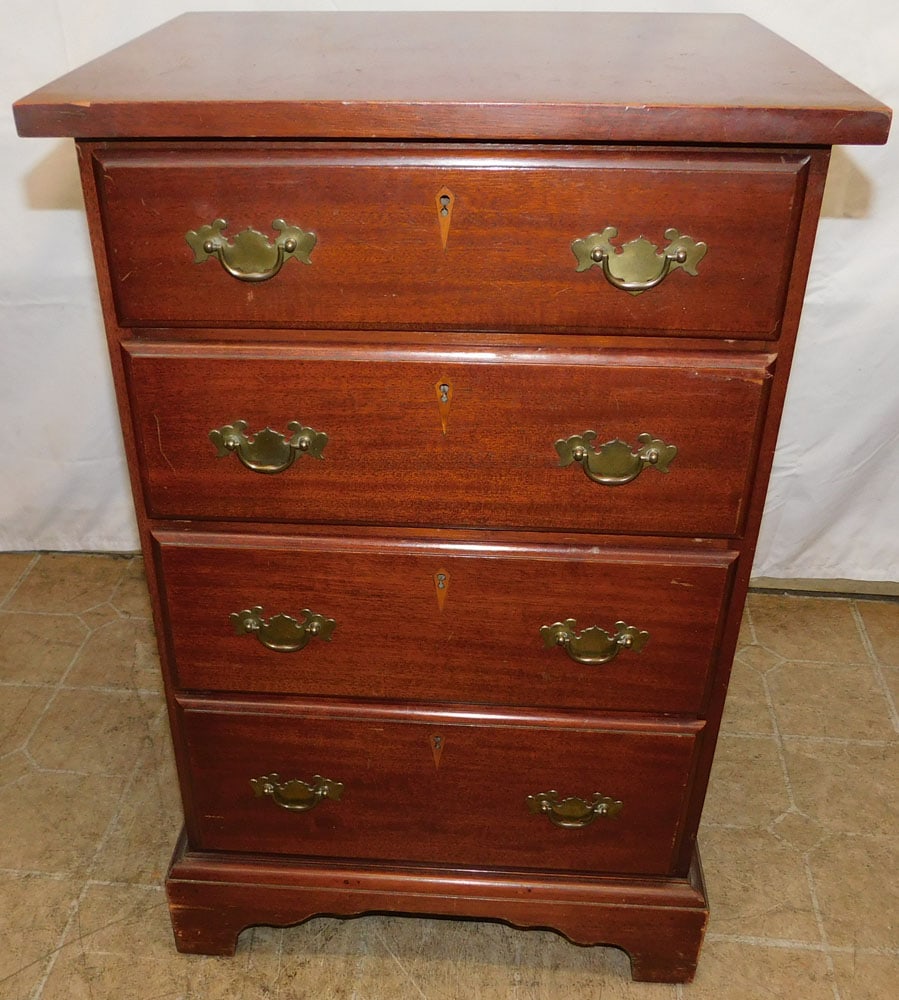 Mahogany Four Drawer Night Stand (1 of 7)