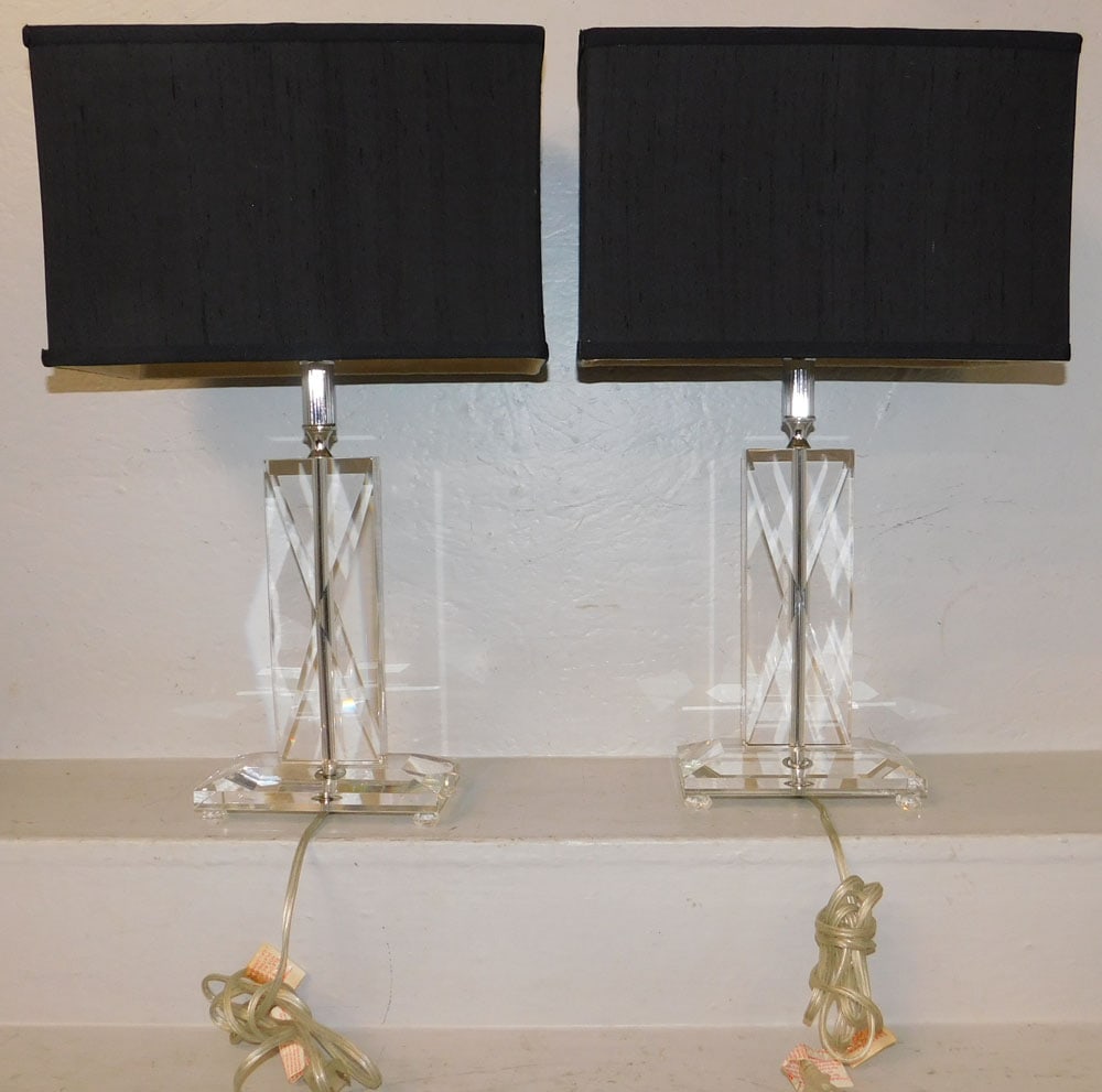 Pair of Modern Crystal Lamps: Pair of Modern Crystal Lamps . 23" H 14 1/4" W 8" D "ALL DESCRIPTIONS AND ANY CONDITION STATEMENT GIVEN BY LANGSTON AUCTION GALLERY ARE STRICTLY OPINIONS AND LANGSTON'S SHALL HAVE NO RESPONSIBILITY FO