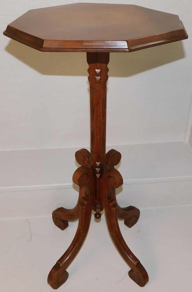 Antique Walnut Victorian Candlestand: Antique Walnut Victorian Candlestand . 29 3/4" H 16 1/4 Dia. "ALL DESCRIPTIONS AND ANY CONDITION STATEMENT GIVEN BY LANGSTON AUCTION GALLERY ARE STRICTLY OPINIONS AND LANGSTON'S SHALL HAVE NO