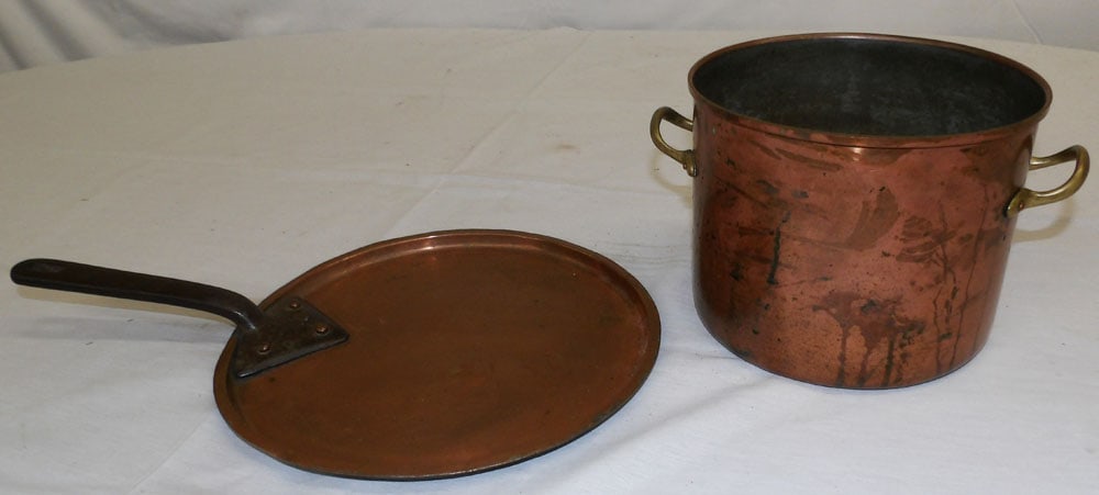 Antique Copper Pot & Copper Lid with Handle (1 of 3)
