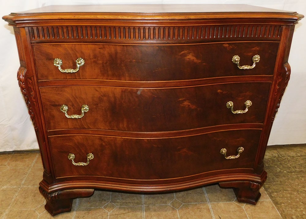 Mahogany Three Drawer Serpentine Front Chest: Mahogany Three Drawer Serpentine Front Chest . 33 1/2" H 40 1/4" W 18 1/2" D "ALL DESCRIPTIONS AND ANY CONDITION STATEMENT GIVEN BY LANGSTON AUCTION GALLERY ARE STRICTLY OPINIONS AND LANGSTON'S SHALL