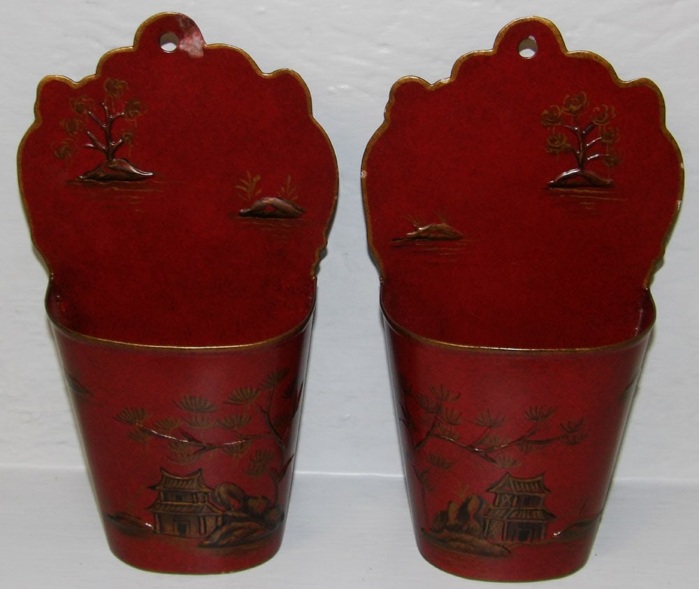 Pair of Chinoiserie Paint Decorated Oriental Tole Metal Wall Pockets: Pair of Chinoiserie Paint Decorated Oriental Tole Metal Wall Pockets . 10" L 4 1/2" W "ALL DESCRIPTIONS AND ANY CONDITION STATEMENT GIVEN BY LANGSTON AUCTION GALLERY ARE STRICTLY OPINIONS AND
