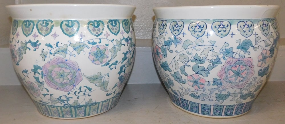 Two Oriental Painted Porcelain Jardinieres: Two Oriental Painted Porcelain Jardinieres. 11 3/4" H 14 1/2" Dia. "ALL DESCRIPTIONS AND ANY CONDITION STATEMENT GIVEN BY LANGSTON AUCTION GALLERY ARE STRICTLY OPINIONS AND LANGSTON'S SHALL HAVE NO RE
