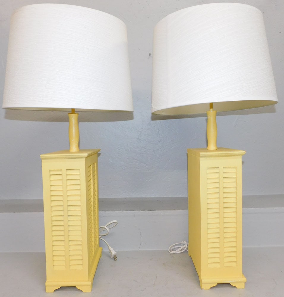 Pair of Painted Resin Decorative Lamps: Pair of Painted Resin Decorative Lamps. 30 1/2" x 15" Dia. "ALL DESCRIPTIONS AND ANY CONDITION STATEMENT GIVEN BY LANGSTON AUCTION GALLERY ARE STRICTLY OPINIONS AND LANGSTON'S SHALL HAVE NO