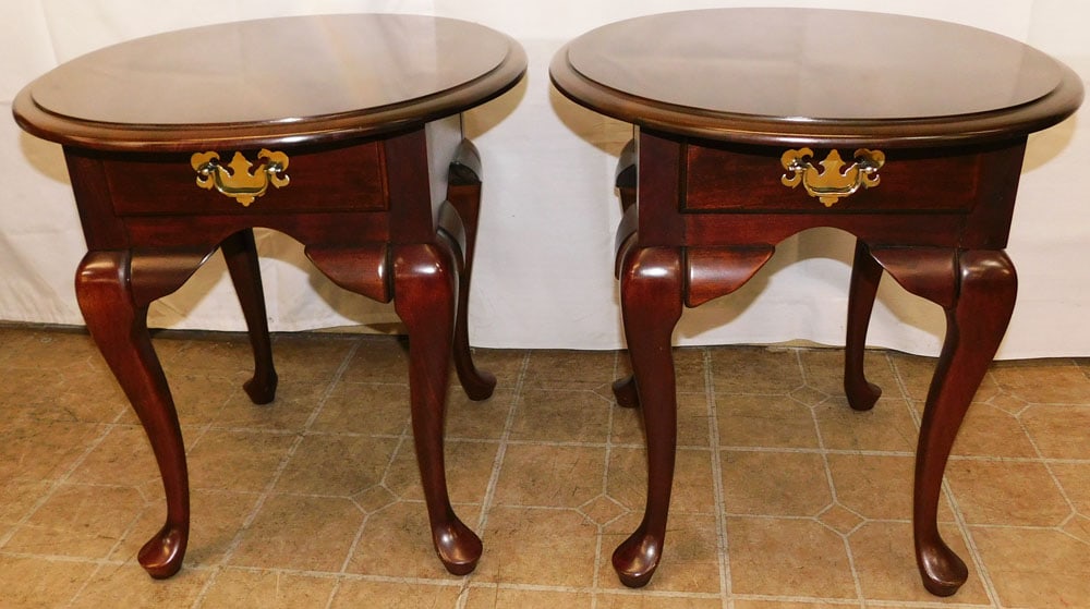 Pair of Oval Cherry One Drawer End Tables: Pair of Oval Cherry One Drawer End Tables . 22 3/4" H 21" W 25 1/2" D "ALL DESCRIPTIONS AND ANY CONDITION STATEMENT GIVEN BY LANGSTON AUCTION GALLERY ARE STRICTLY OPINIONS AND LANGSTON'S SHALL HAVE