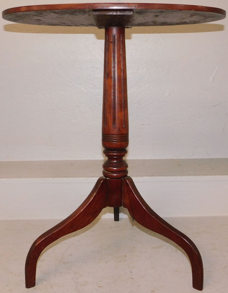 Antique Oval Cherry Candlestand: Antique Oval Cherry Candlestand . 25 3/4" H 21 1/2" W 11 3/4" D "ALL DESCRIPTIONS AND ANY CONDITION STATEMENT GIVEN BY LANGSTON AUCTION GALLERY ARE STRICTLY OPINIONS AND LANGSTON'S SHALL HAVE NO