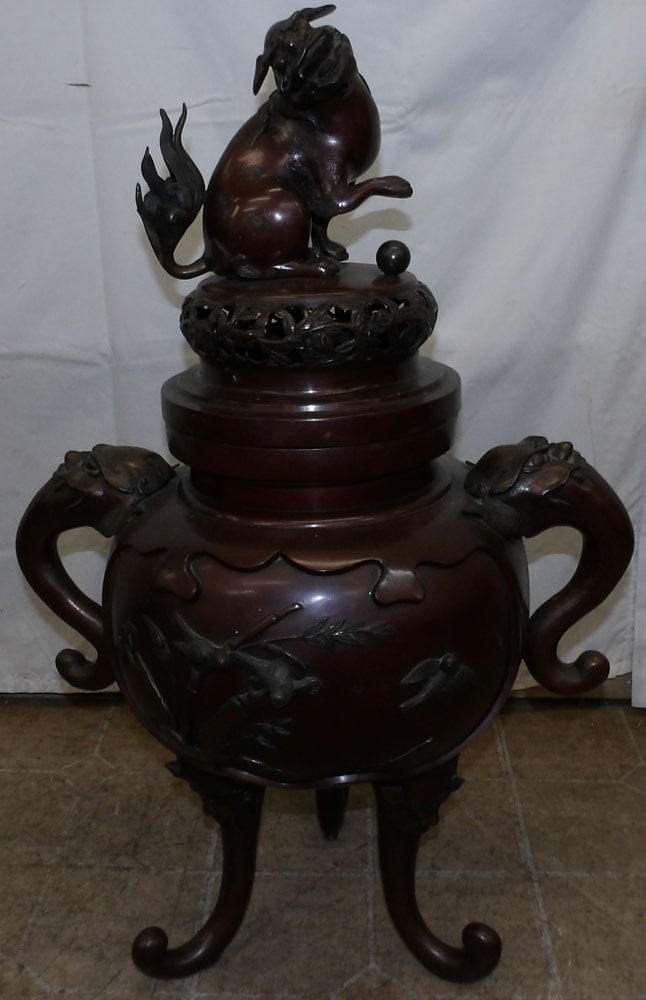 Antique Bronze Oriental Elephant Handle Urn Form Censor with Foo Dog Top: Antique Bronze Oriental Elephant Handle Urn Form Censor with Foo Dog Top. 30 1/4" H 19 1/2" W "ALL DESCRIPTIONS AND ANY CONDITION STATEMENT GIVEN BY LANGSTON AUCTION GALLERY ARE STRICTLY OPINIONS AND