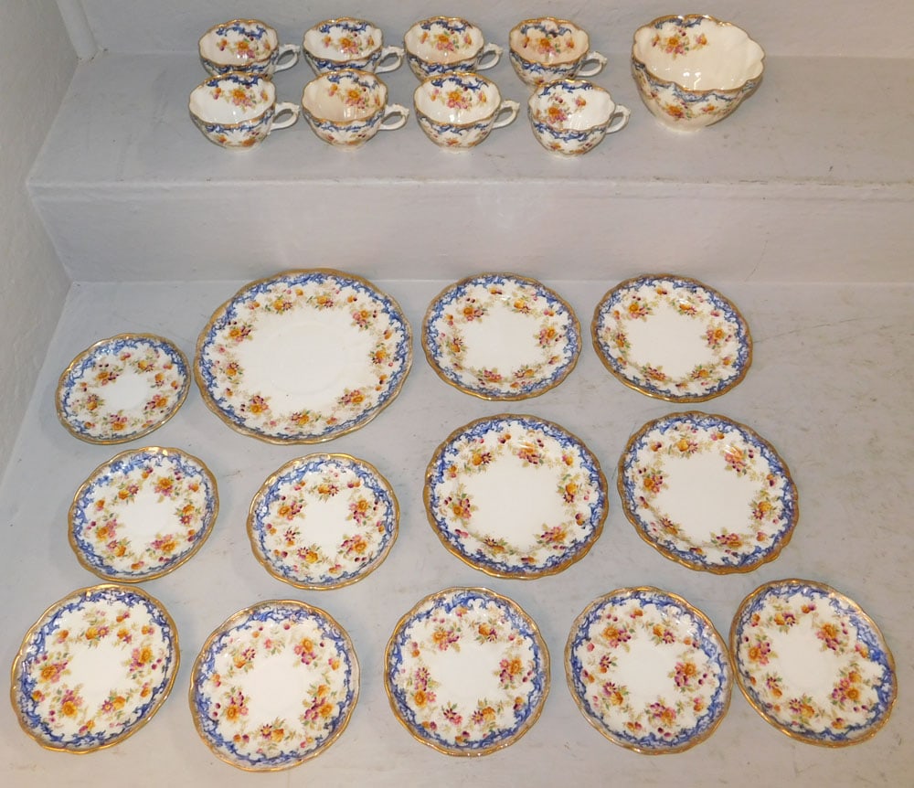 Twenty Two Piece English Porcelain Dessert Set (1 of 7)