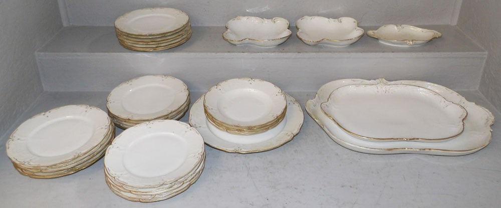Thirty Four Pieces of German Porcelain Dinner Set: Thirty Four Pieces of German Porcelain Dinner Set . 21 3/4" x 14 1/2" "ALL DESCRIPTIONS AND ANY CONDITION STATEMENT GIVEN BY LANGSTON AUCTION GALLERY ARE STRICTLY OPINIONS AND LANGSTON'S SHALL HAVE