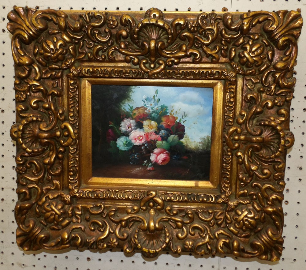 Framed Oil on Board Still Life of Roses: Framed Oil on Board Still Life of Roses . 21 3/4" x 19" "ALL DESCRIPTIONS AND ANY CONDITION STATEMENT GIVEN BY LANGSTON AUCTION GALLERY ARE STRICTLY OPINIONS AND LANGSTON'S SHALL HAVE NO RESPONSIBILIT