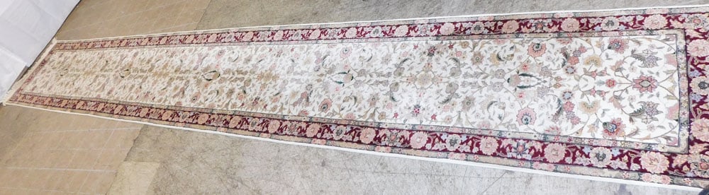 2' 6" x 17' 10" Hand Made Oriental Runner: 2' 6" x 17' 10" Hand Made Oriental Runner . "ALL DESCRIPTIONS AND ANY CONDITION STATEMENT GIVEN BY LANGSTON AUCTION GALLERY ARE STRICTLY OPINIONS AND LANGSTON'S SHALL HAVE NO RESPONSIBILITY FOR