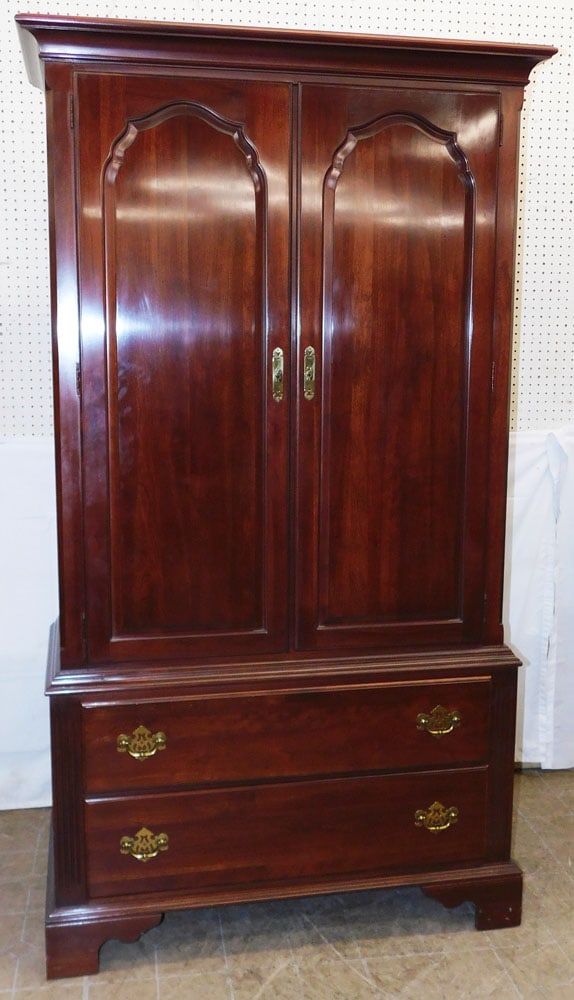 Cherry Linen Press by Knob Creek: Cherry Linen Press by Knob Creek . 78" H 43 1/4" W 21" D "ALL DESCRIPTIONS AND ANY CONDITION STATEMENT GIVEN BY LANGSTON AUCTION GALLERY ARE STRICTLY OPINIONS AND LANGSTON'S SHALL HAVE NO